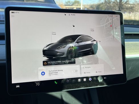 Used 2023 Tesla Model 3 Performance image 23