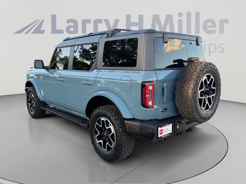 Used 2023 Ford Bronco Outer Banks AWD/4WD image 3