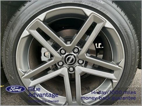 Used 2024 Nissan Z Sport w/ Floor Mat Package image 12