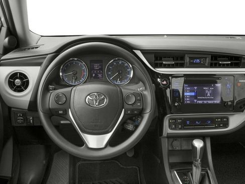 Used 2017 Toyota Corolla LE w/ LE Premium Package FWD image 7