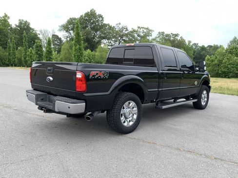 Used 2014 Ford F250 Lariat w/ Lariat Ultimate Package AWD/4WD image 7