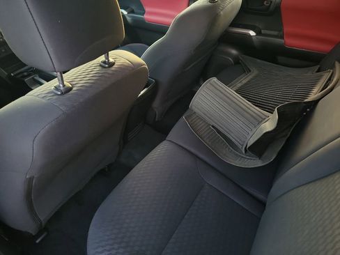 Used 2022 Toyota Tacoma SR5 image 13