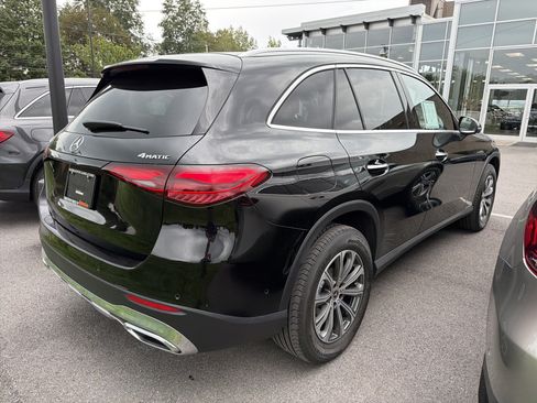 Used 2024 Mercedes-Benz GLC 300 4MATIC image 7