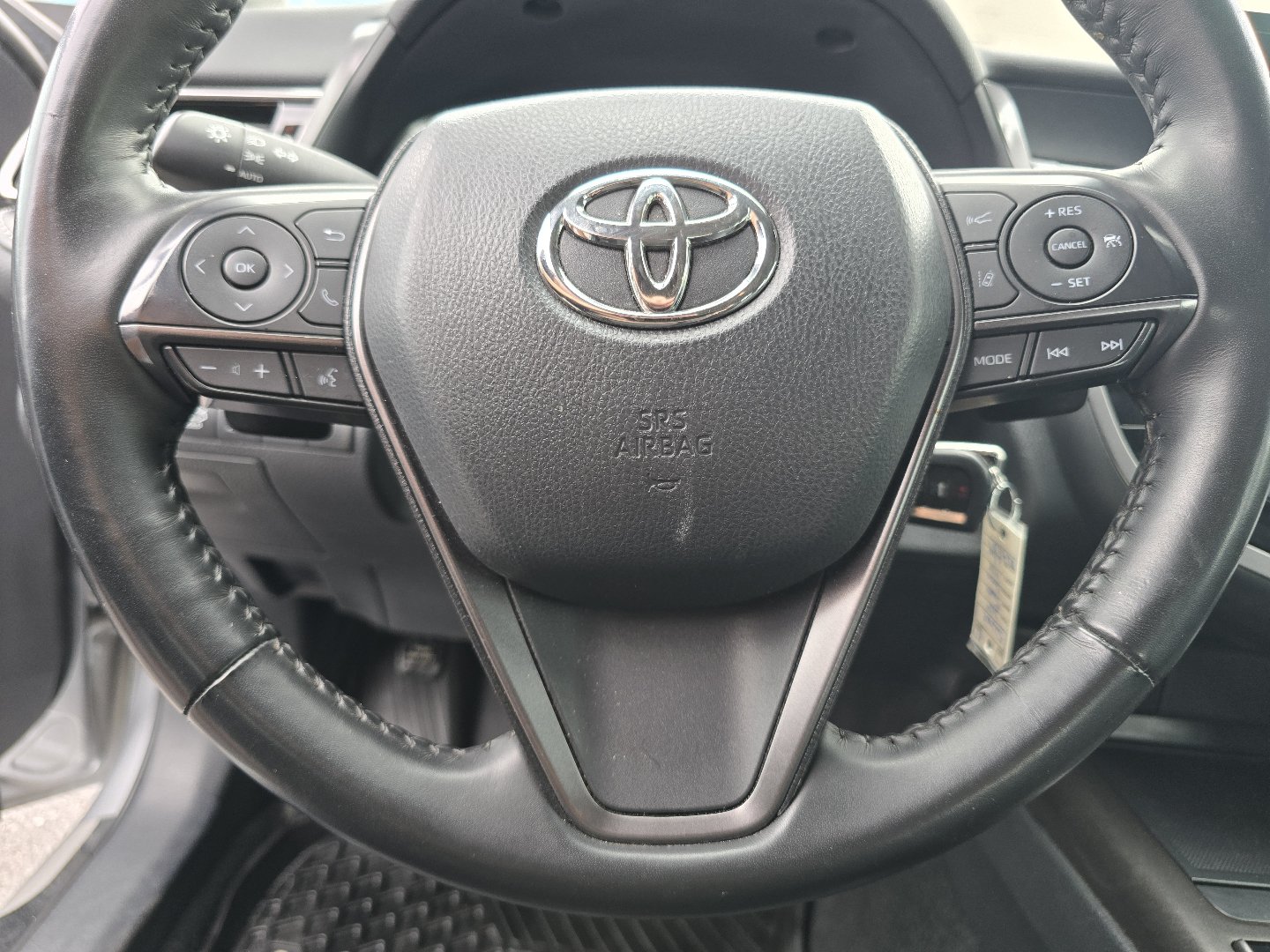 Used 2024 Toyota Camry SE FWD image 33
