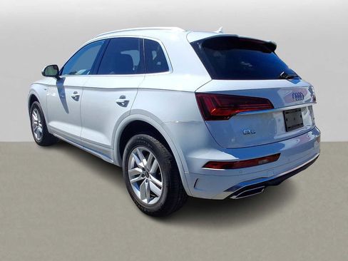 Used 2023 Audi Q5 2.0T Premium w/ Convenience Package AWD/4WD image 28