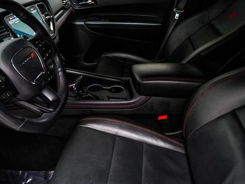 Used 2025 Dodge Durango GT AWD/4WD image 17
