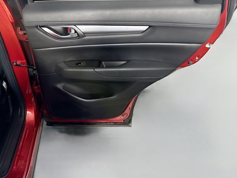 Used 2020 MAZDA CX-5 Touring FWD image 28