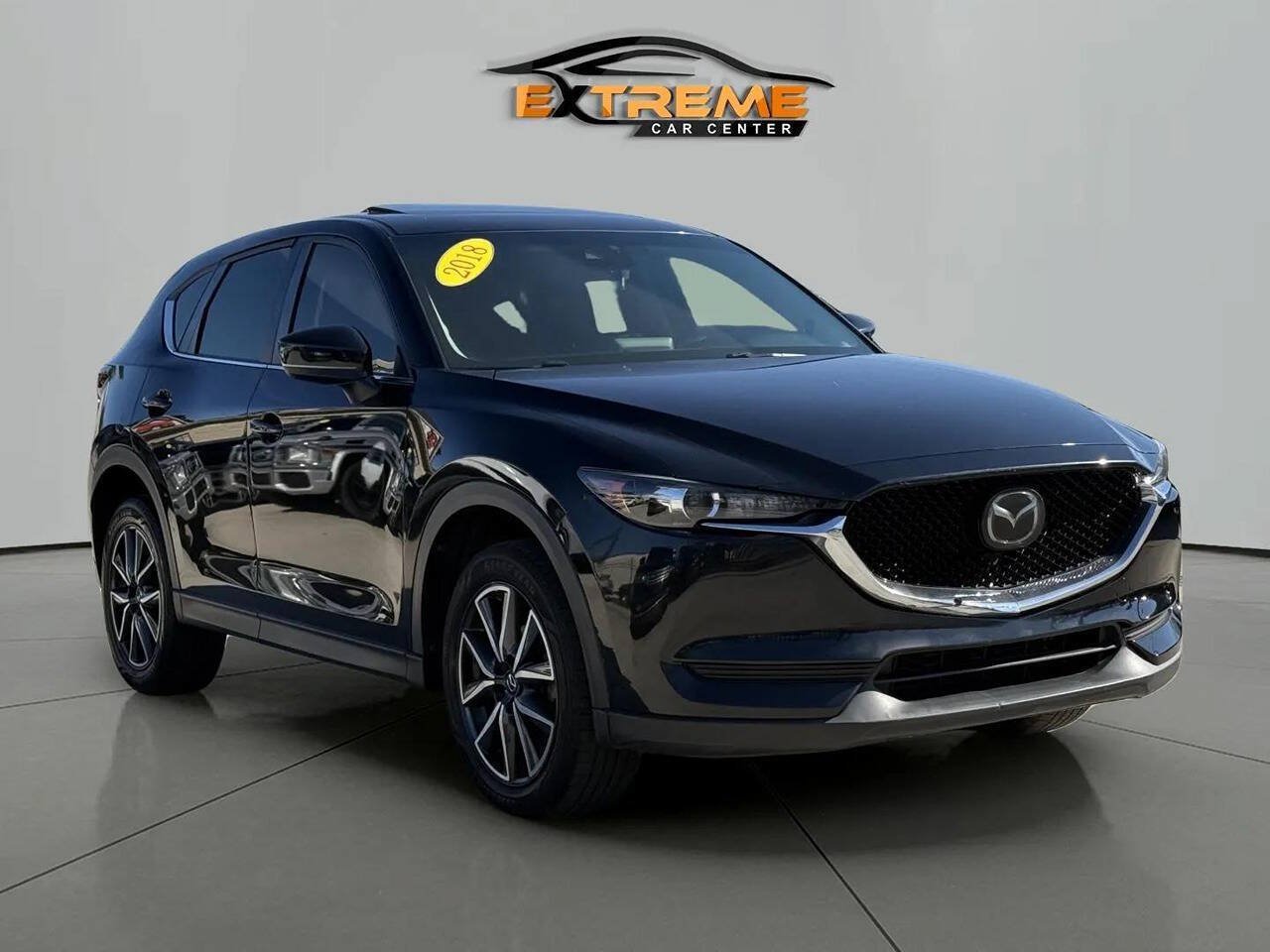 Used 2018 MAZDA CX-5 Touring w/ Preferred Equipment Package AWD/4WD image 8