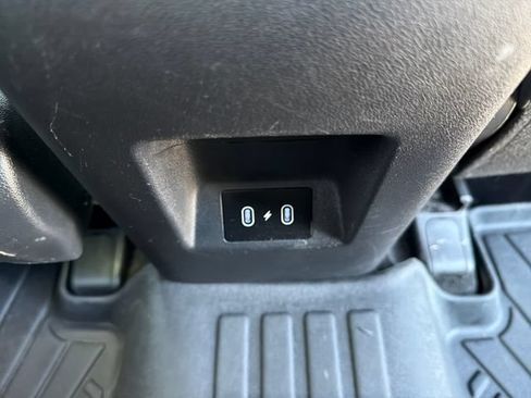 Used 2025 Hyundai Santa Cruz SEL AWD/4WD image 30