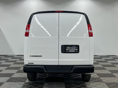 New 2026 Chevrolet Express 2500 Extended w/ Driver Convenience Package RWD image 8