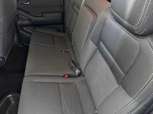 Used 2024 Nissan Frontier SV w/ Hardbody Edition AWD/4WD image 27