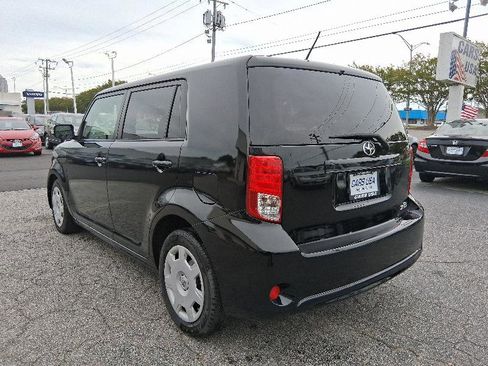 Used 2013 Scion xB image 7