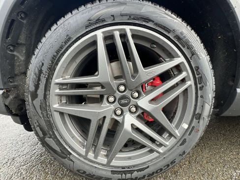 New 2026 Ford Explorer ST-Line w/ ST-Line Street Pack image 12