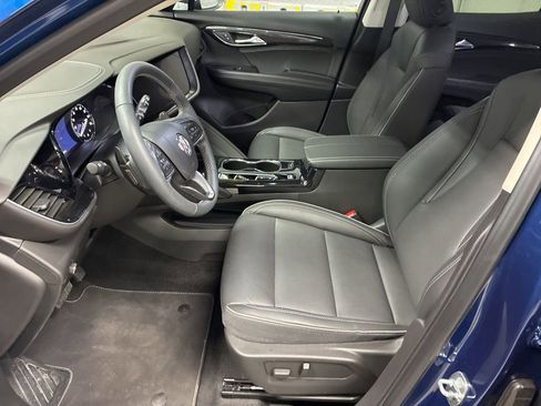 Used 2023 Buick Envision Essence image 20