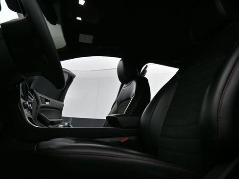 Used 2024 Ford Edge ST-Line AWD/4WD image 8