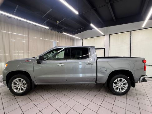 Used 2023 Chevrolet Silverado 1500 LTZ w/ Technology Package image 9