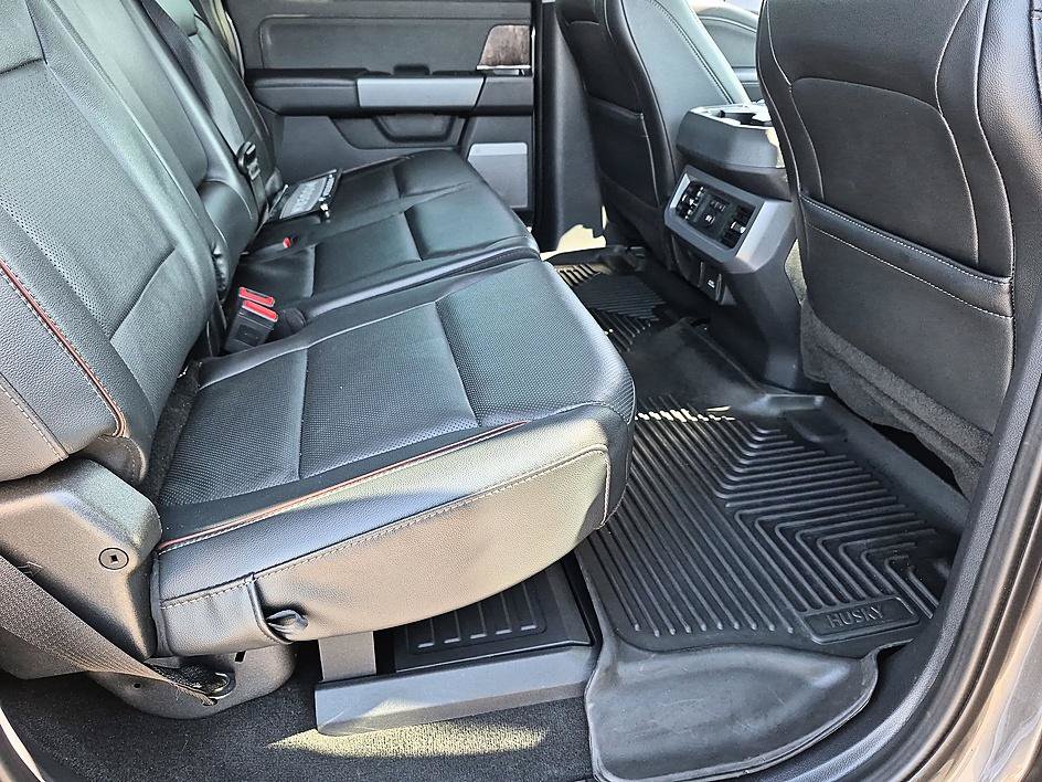 Used 2024 Ford F250 Lariat AWD/4WD image 33