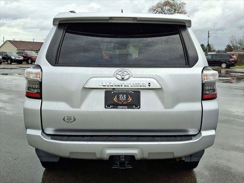 Used 2022 Toyota 4Runner SR5 Premium w/ Moonroof Package image 23