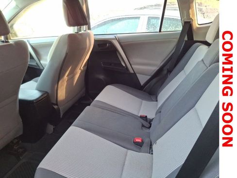 Used 2013 Toyota RAV4 XLE image 12