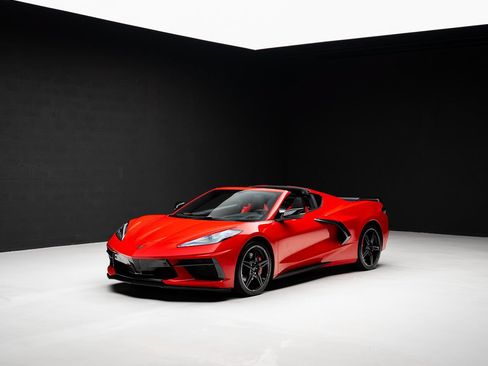 Used 2020 Chevrolet Corvette Stingray Premium Cpe w/ 3LT Preferred Equipment Group RWD image 82