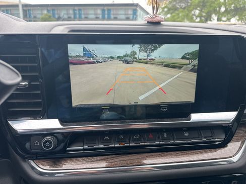 Used 2024 Chevrolet Silverado 1500 LT image 13