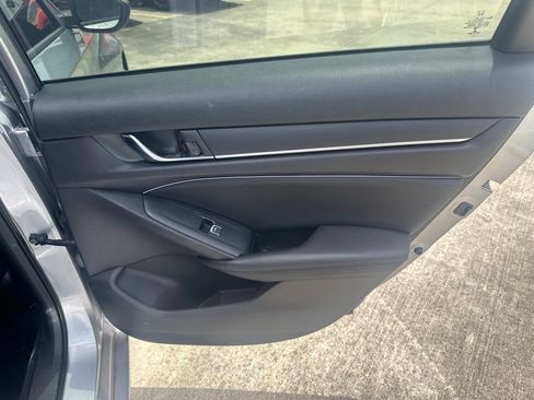 Used 2022 Honda Accord Sport Special Edition image 36