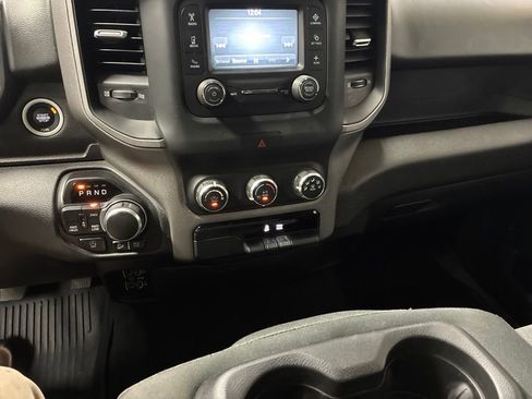 Used 2019 RAM 1500 Tradesman AWD/4WD image 16
