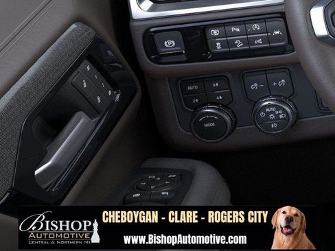 New 2026 GMC Yukon Elevation image 25