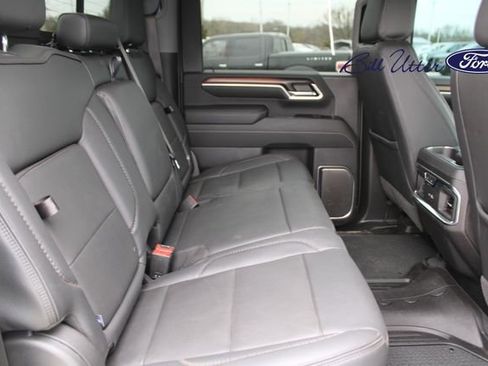 Used 2025 GMC Sierra 2500 Denali image 13