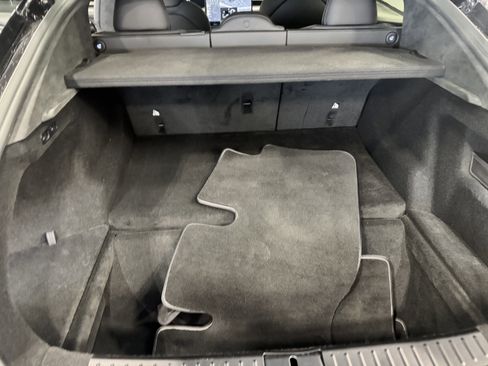 Used 2021 Tesla Model S Plaid image 18