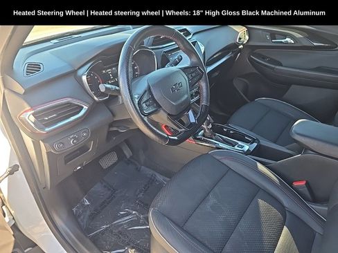 Used 2023 Chevrolet TrailBlazer RS w/ Convenience Package image 9
