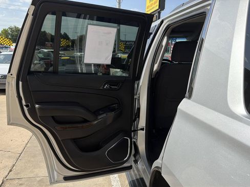Used 2020 Chevrolet Tahoe LS AWD/4WD image 30