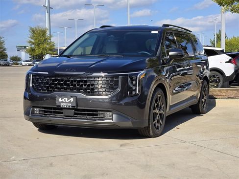 New 2026 Kia Carnival SX Prestige image 2