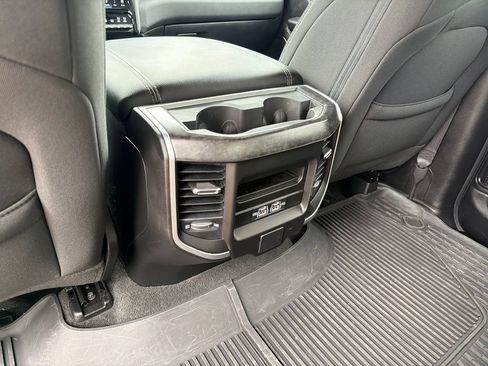 Used 2023 RAM 1500 Big Horn AWD/4WD image 33
