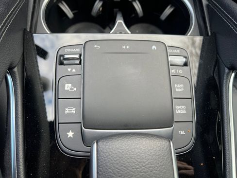 Used 2021 Mercedes-Benz GLE 350 4MATIC image 32