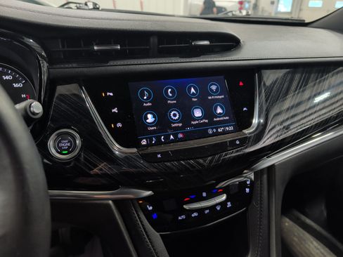 Used 2025 Cadillac XT6 Premium Luxury w/ Technology Package AWD/4WD image 11