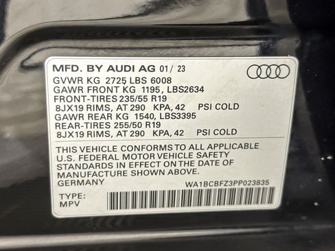 Used 2023 Audi Q4 e-tron Premium Plus w/ Premium Plus RWD image 27