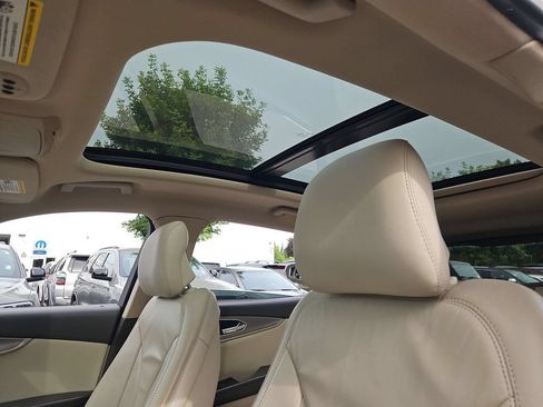 Used 2016 Lincoln MKX Select w/ Select Plus Package AWD/4WD image 28