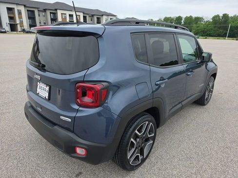 Used 2020 Jeep Renegade Latitude w/ Popular Equipment Group FWD image 13