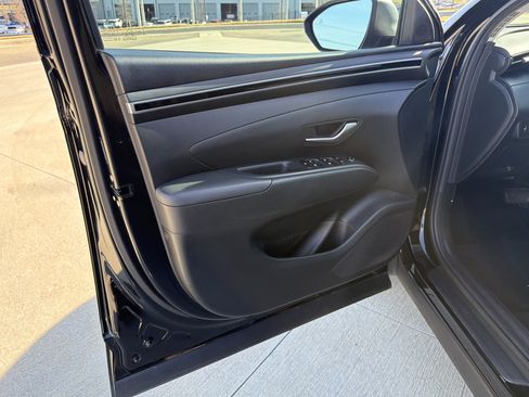 Used 2024 Hyundai Tucson SE image 14
