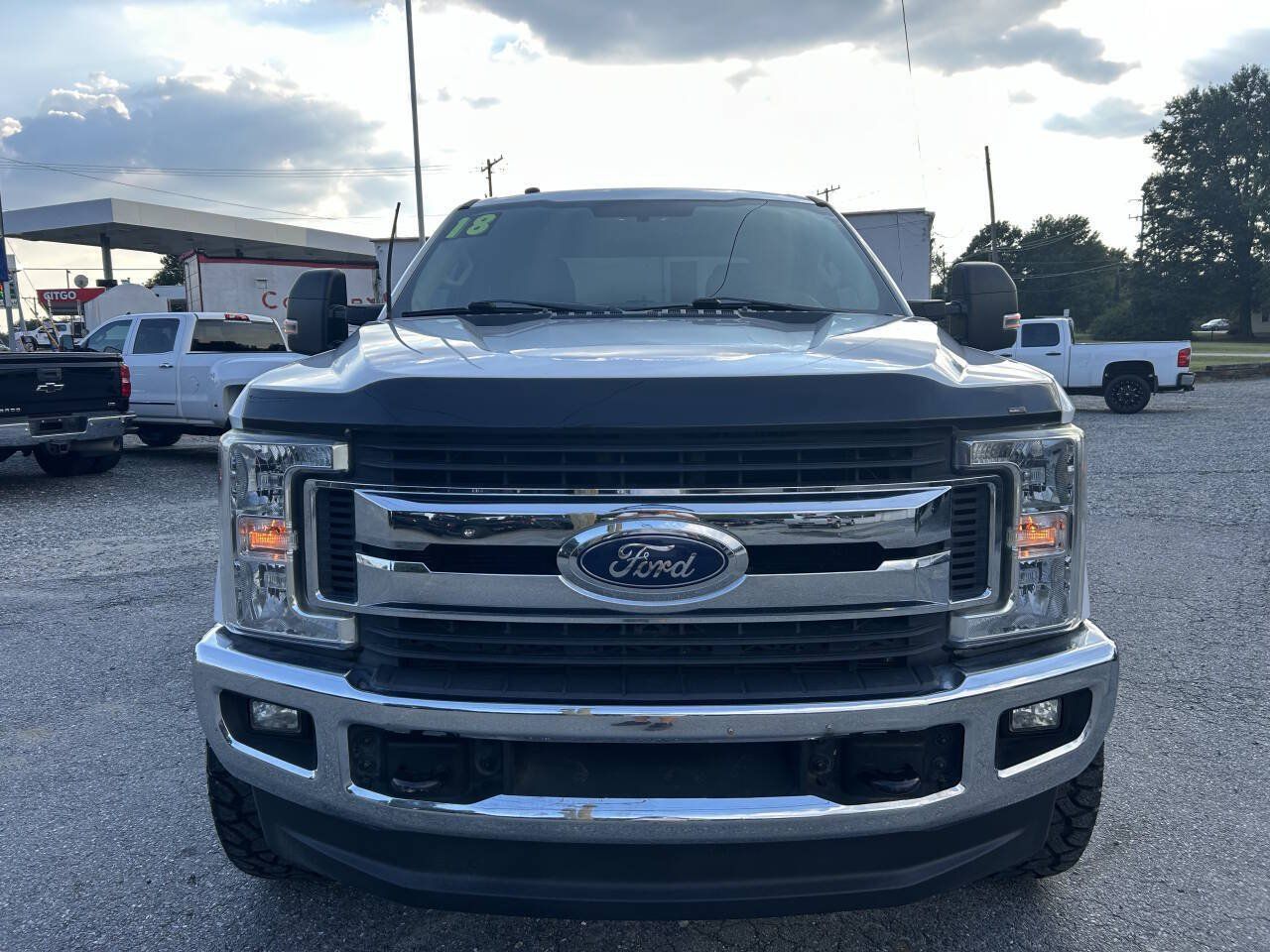 Used 2018 Ford F250 XLT w/ XLT Value Package AWD/4WD image 3