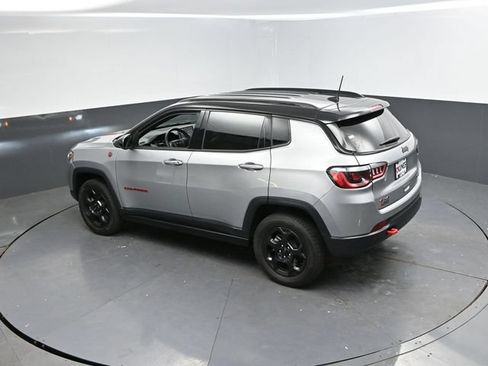 Used 2023 Jeep Compass Trailhawk AWD/4WD image 42