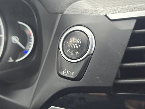 Used 2019 BMW X4 xDrive30i w/ M Sport Package AWD/4WD image 30