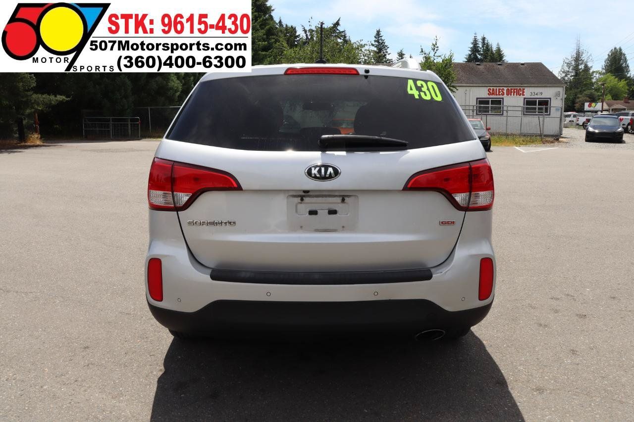 Used 2015 Kia Sorento LX AWD/4WD image 6
