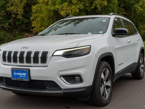 Used 2022 Jeep Cherokee Limited image 2