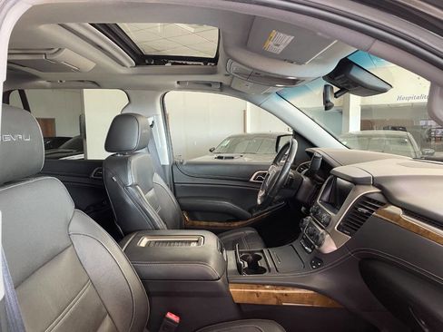 Used 2016 GMC Yukon Denali w/ Open Road Package image 36