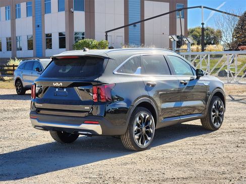 New 2026 Kia Sorento EX image 3
