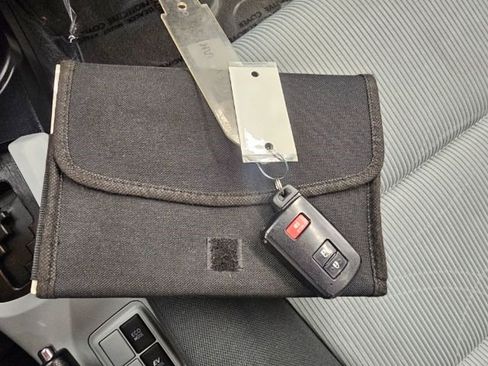 Used 2012 Toyota Prius C One image 22