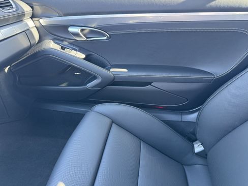 New 2025 Porsche 718 Cayman image 18