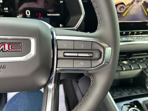 New 2026 GMC Canyon Elevation w/ Convenience Package image 12